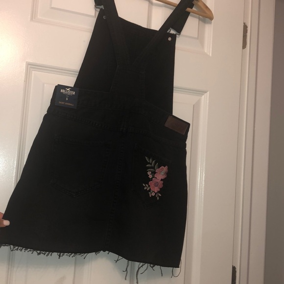Hollister Embroidered Denim Skirt Overall Dress - Picture 6 of 8
